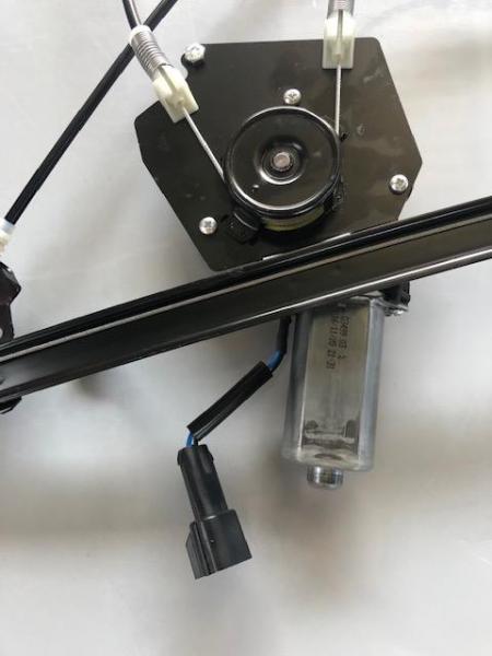 Lève vitre avant gauche maserati quattroporte m139 pas cher