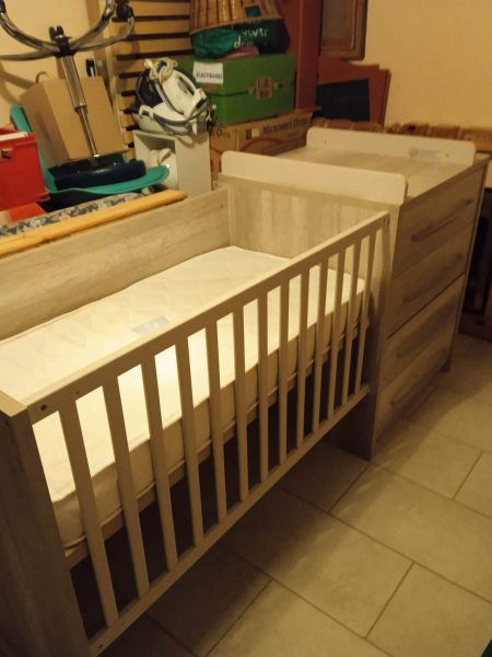 Lit commode table &agrave; langer sauthon pas cher