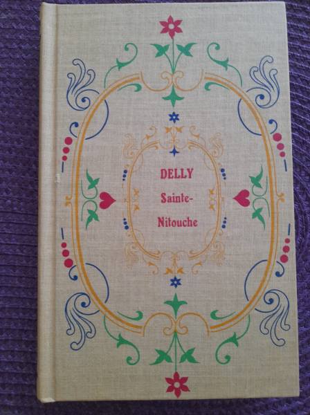 Livre delly " sainte - nitouche "