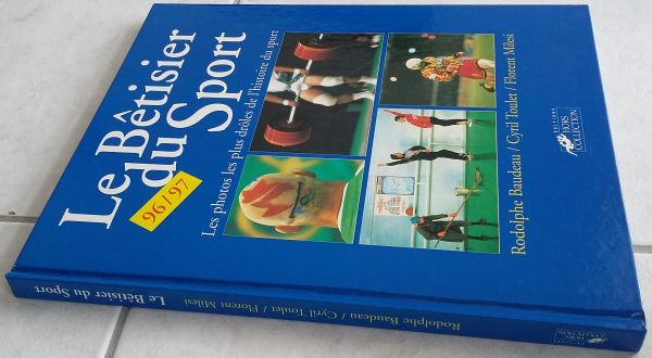 Annonce Livre le b&ecirc;tisier du sport 96/97 - neuf