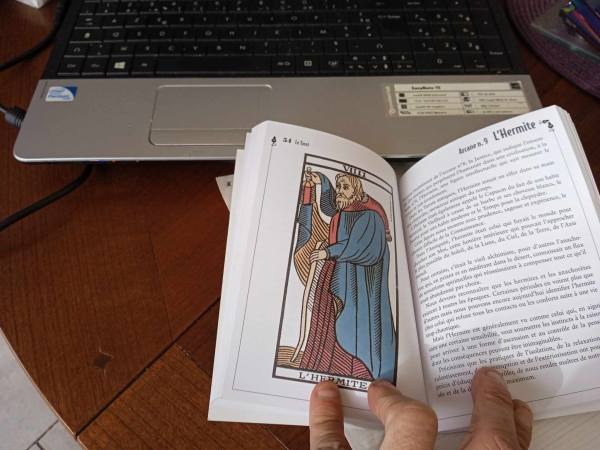 Vente Livre " le tarot "