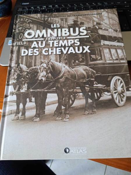 Livre " les omnibus au temps des chevaux