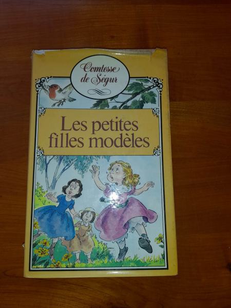 Livre les petites filles modèles - comtesse de seg