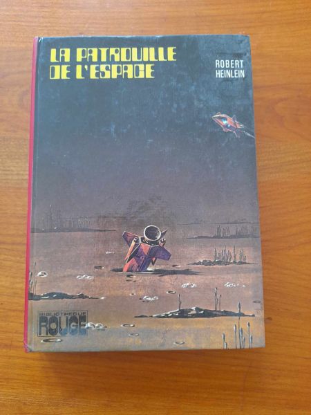 Livre   livre  la patrouille de l'espace