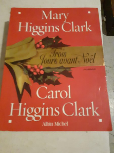 Livre mary higgins clark "trois jours avant no&euml;l"