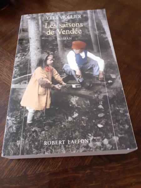 Livre yves viollier" les saisons de vend&eacute;e"