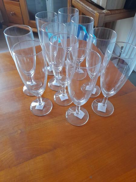 Lot 10 flutes à champagne pas cher
