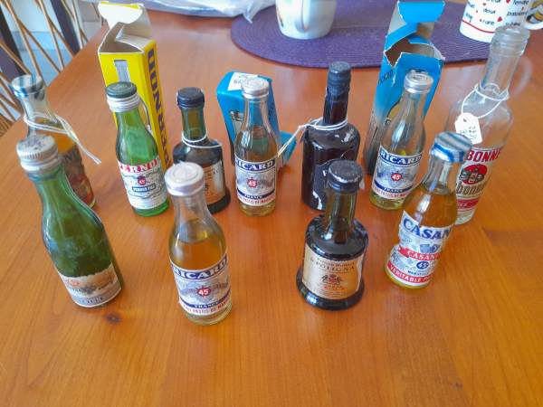 Lot 11 mignonettes -  alcool