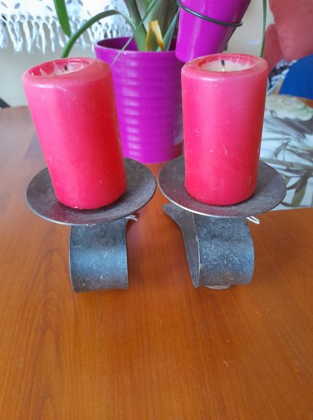 Vente Lot 2 anciens portes bougies en m&eacute;tal