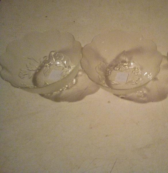 Lot 2 coupelles &agrave; glace en verre