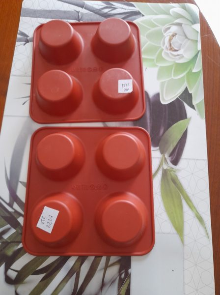 Vente Lot 2 moules en silicones &agrave; muffin