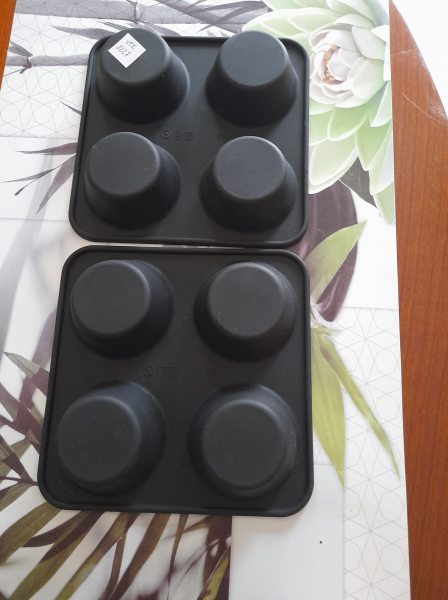 Vente Lot 2 moules en silicones &agrave; muffin