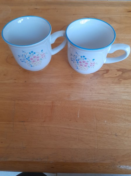 Lot 2 mug movitex