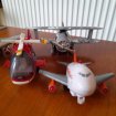 Lot 3 avions miniature et 1 hélicoptère occasion