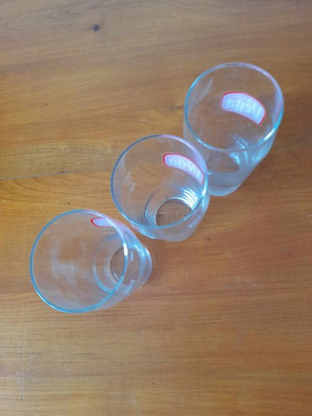 Annonce Lot 3 verres publicitaire &agrave; bi&egrave;re vega