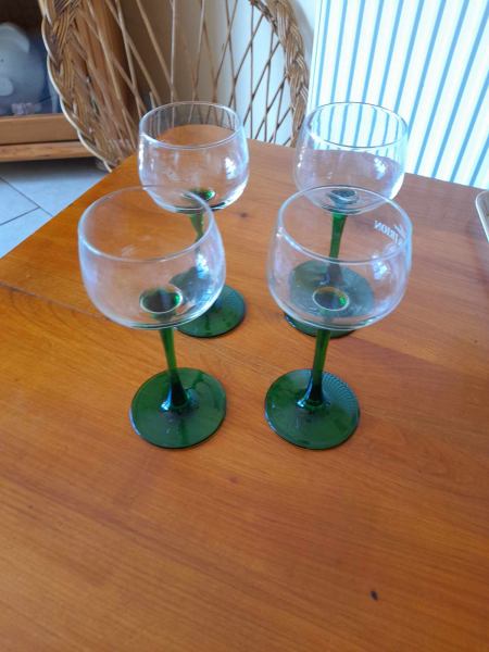 Vente Lot 4 verres à vin alsace dopff et irion - luminar