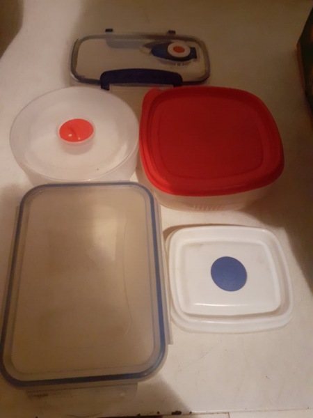 Lot 5 boites herm&eacute;tiques