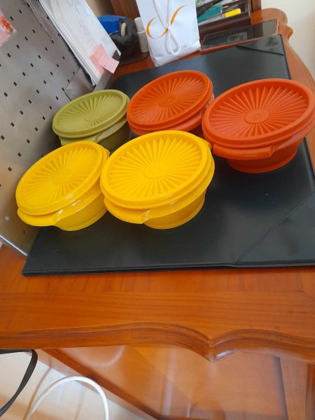 Lot 5 bols boites tupperware -divers couleurs