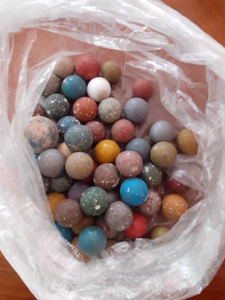 Vente Lot 50 anciennes billes en terre - lot n&deg;1