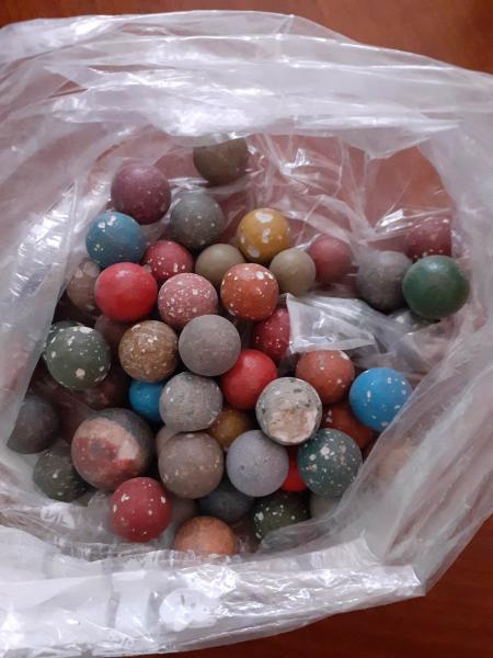 Lot 50 anciennes billes en terre - lot n&deg;2