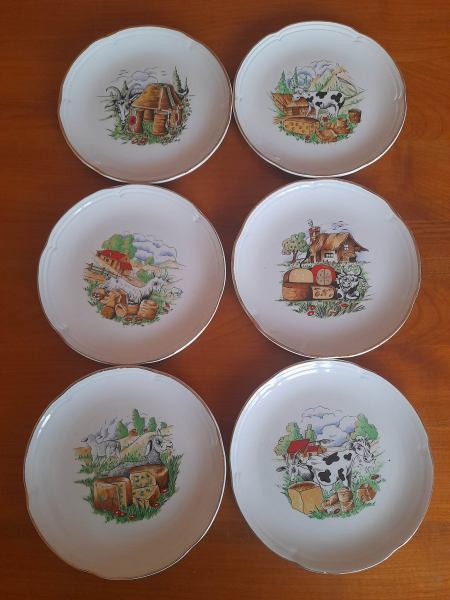 Lot 6 assiettes &agrave; desserts ,fromage