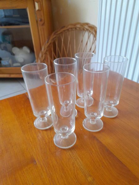 Lot 6 flutes &agrave; champagne en verres - vintage