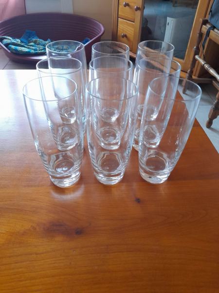 Annonce Lot 9 grands verres