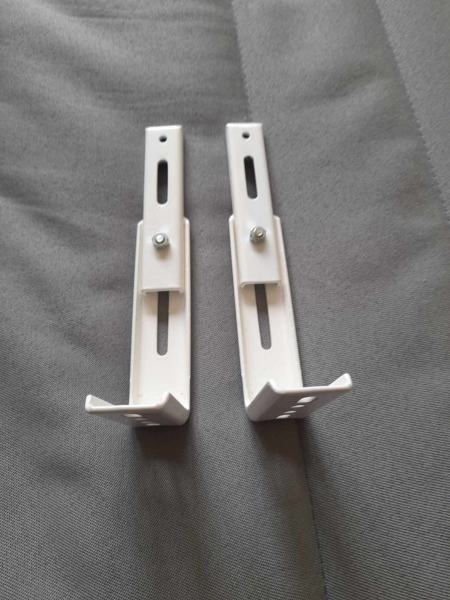 Lot de 2 d'&eacute;querres murales r&eacute;glables