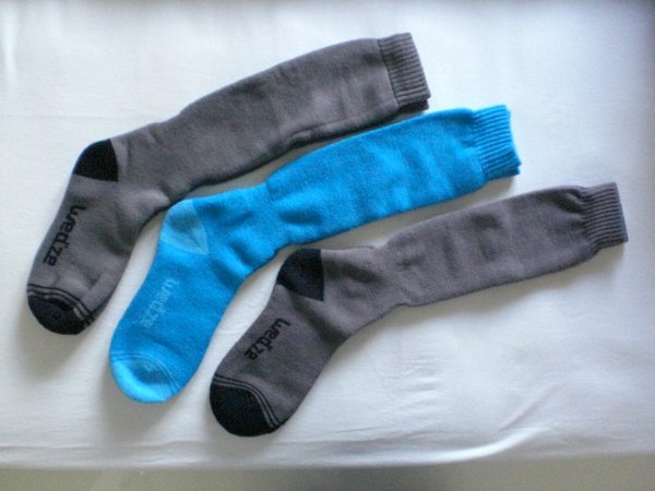 Lot de 3 paires de grande chaussette t.39/42 neuf