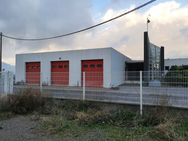 Lot de 6 portes de garage sectionnel motoris&eacute;s 300 pas cher