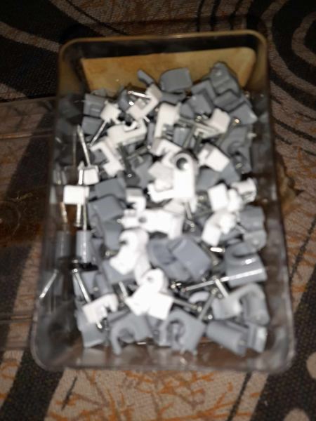 Lot de cavaliers cable electrique et ethernet