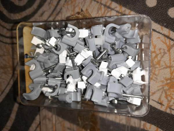 Lot de cavaliers cable electrique et ethernet -