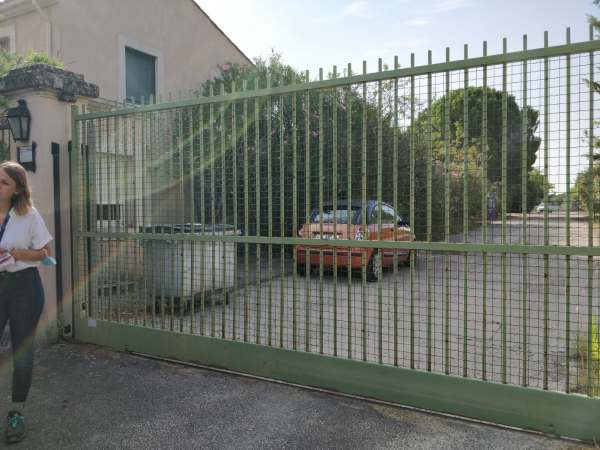 Portails et portillons m&eacute;talliques pas cher