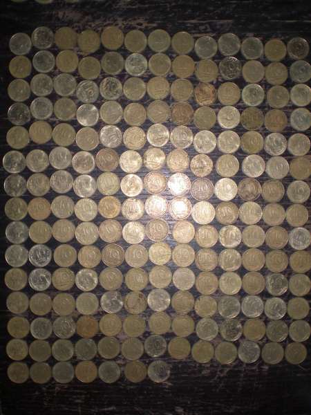 Lot n&deg;4.3 ou n&deg; 4.4 ou n&deg;5 pieces de 10cts - 5 cts