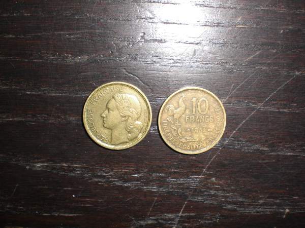 Lot n&deg;8 ou n&deg;9 ou n&deg;10 pieces 10frs-5cts-1cts-2frs