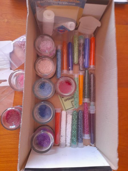 Lot petites perles, fils elastique et nylon pas cher