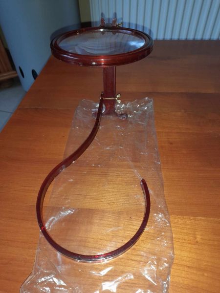 Annonce Loupe de brodeuse ( vintage )