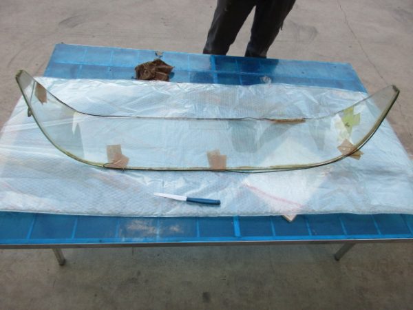 Lunette arri&egrave;re pour ferrari mondial pas cher