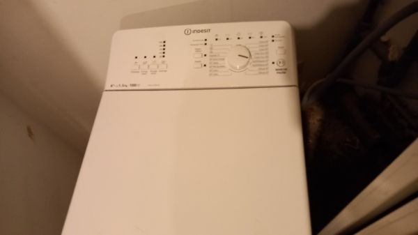 Vente Machine à laver le linge indesit