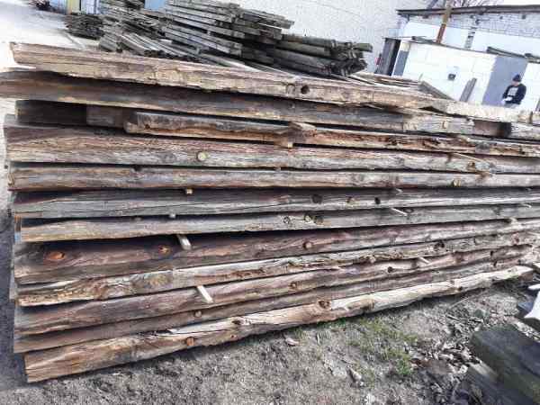 Vente Madriers vieux bois brut