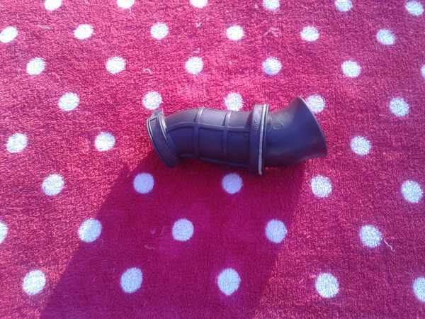 Manchon d air scooter suzuki 125 sixteen 2014 pas cher