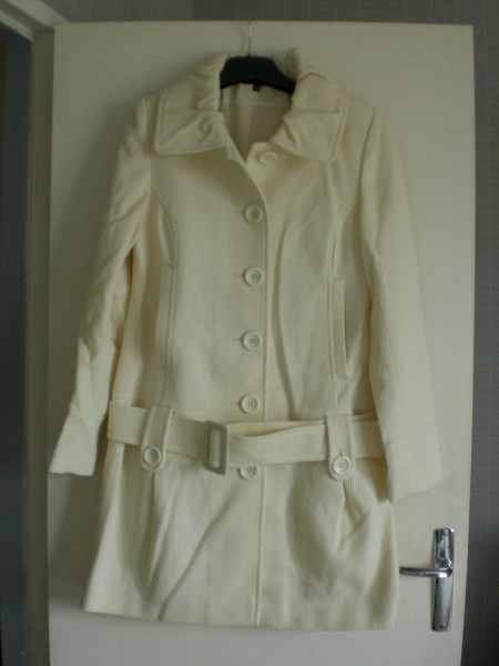Manteau t.38 ou 34 ou 36 neuf