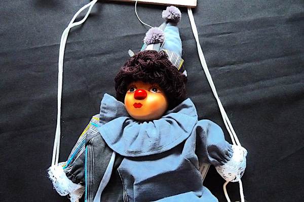 Marionnette de collection &agrave; fil pas cher