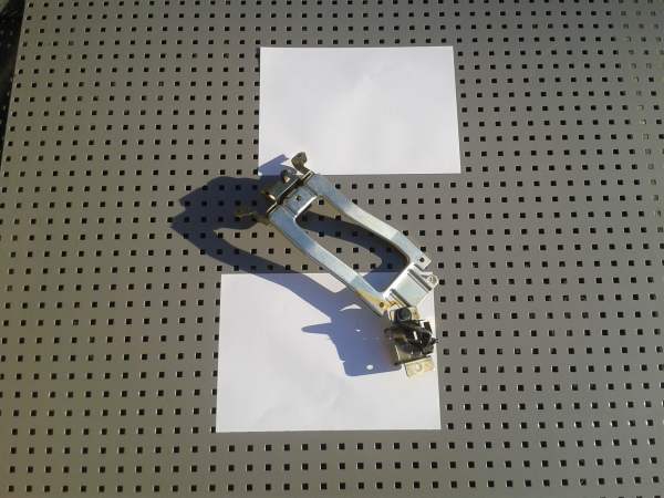 Mecanisme de coffre honda pc 800 pacifi coast 1989