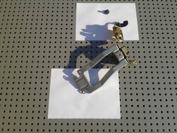 M&eacute;canisme de coffre honda pc800 pacific coast 1998