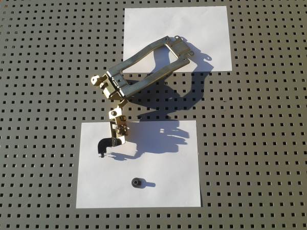 Annonce M&eacute;canisme de coffre honda pc800 pacific coast 1998