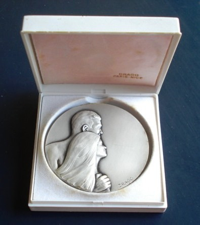 M&eacute;daille tr&egrave;s moche ! mais pas ch&egrave;re !