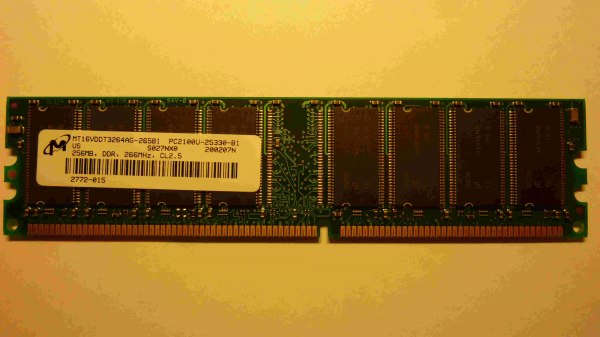 M&eacute;moire pour ordinateur 256 mo