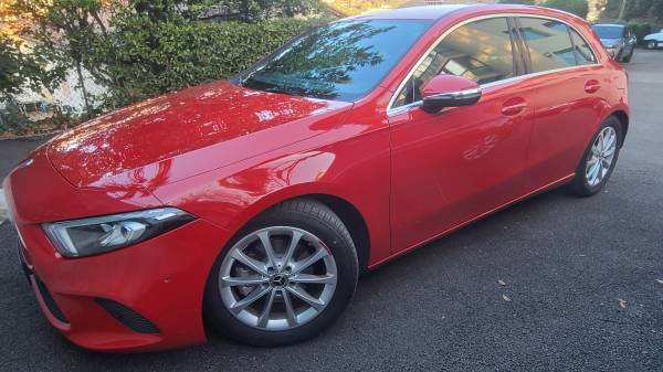 Mercedes-benz classe a180 essence amg-line