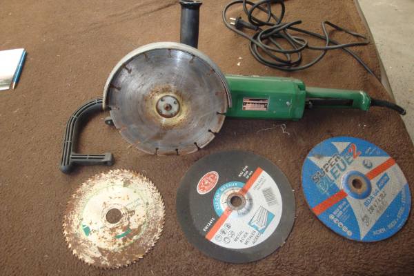 Annonce Meuleuse bosch pws1800